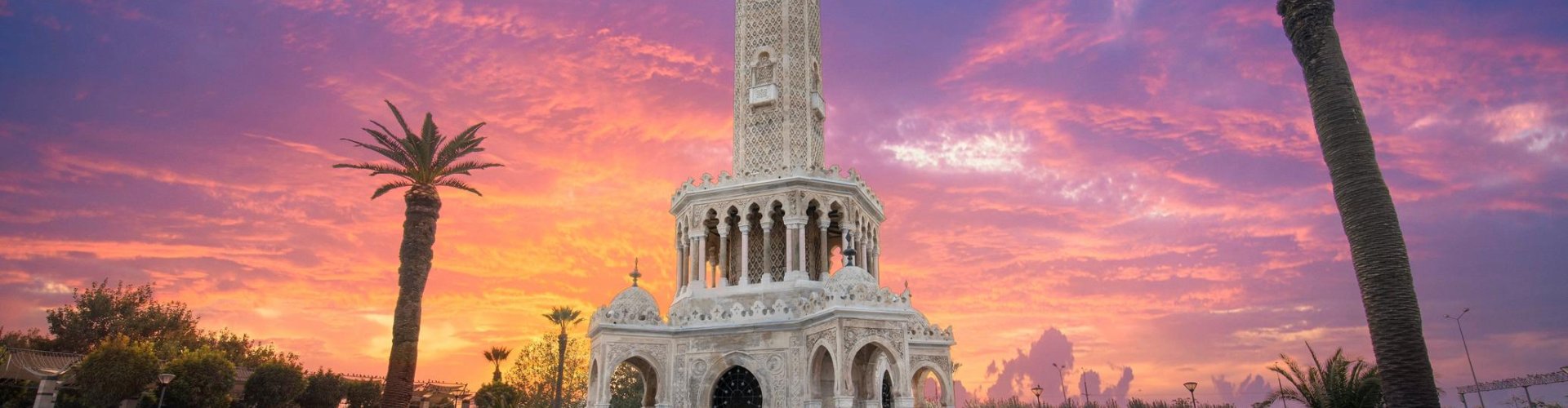 Izmir, TR
