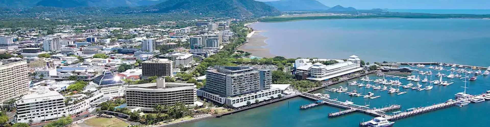 Guest rooms in Cairns, QL, AU landscape