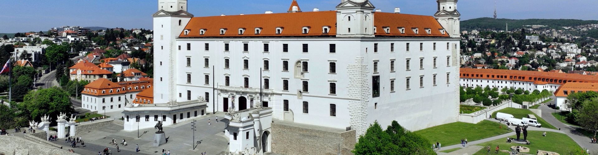 Bratislava, SK