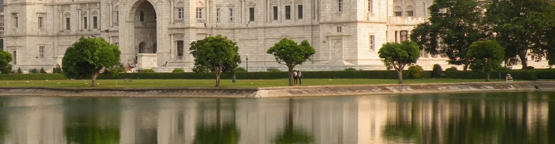 Guest rooms in Kolkata, IN