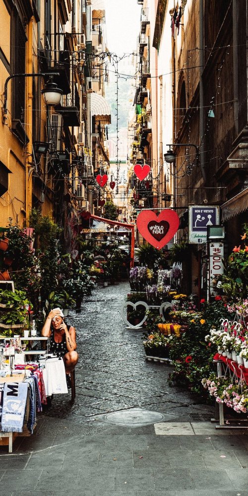 Getting around Naples